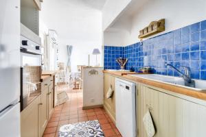 Maison pour 8 - 100 m de la plage - Jardin