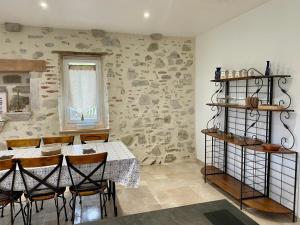 Maisons de vacances Hourquebie-Demeure de charme entierement renovee a 2 min de la riviere-Entre mer et montagne : photos des chambres