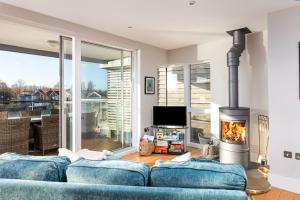 Mayfleet HM19 Lower Mill Estate Cotswolds