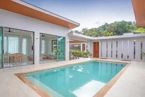 Alhambra Pool Villas and Pool Access Rooms - Ban Kata