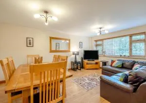 One Avon Cottages - Breamore