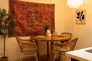 Appartements Suite Meraki - Luxe & Voyage - Jacuzzi & Cinema : photos des chambres