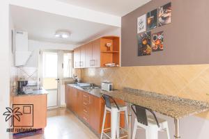 Bristol Shore Rooftop Pool and Sea View