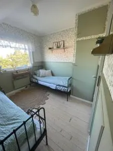 Bestemors hus - med kystnær beliggenhet - Solli