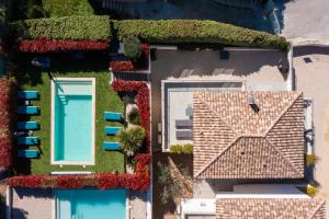 Villas New villa in Le Castellet with pool Superb view Villa neuve au Castellet avec piscine et superbe vue : photos des chambres