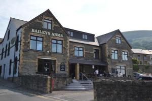 Apartment 3 The Baileys Cwm