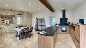 Hourquebie-Demeure de charme entièrement rénovée à 2 min de la rivière-Entre mer et montagne