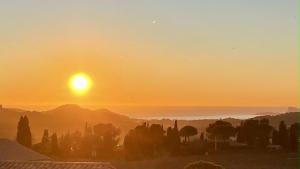 Villas New villa in Le Castellet with pool Superb view Villa neuve au Castellet avec piscine et superbe vue : photos des chambres