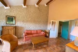 04B8 Beautiful T3 in the heart of lavender - pool