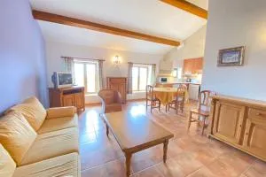 04B9 Beautiful T3 in the heart of lavender - pool - Entrevennes