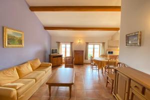 Appartements 04B9 Beautiful T3 in the heart of lavender - pool : photos des chambres