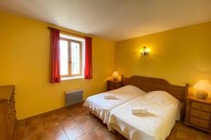 Appartements 04B9 Beautiful T3 in the heart of lavender - pool : photos des chambres