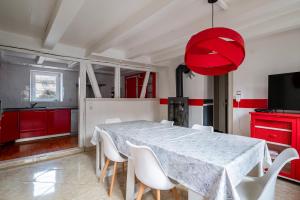 Maisons de vacances Renovated house with garden -20min from Strasbourg : photos des chambres