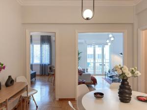 Acropolis view 4 bedroom flat