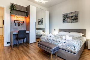 Silk & Sunset - City and Lake View with parking