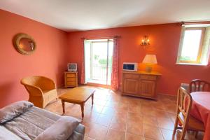 Appartements 04B4 Beautiful studio in a mas provencal - pool : photos des chambres