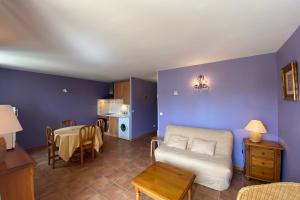 Appartements 04B6 Beautiful studio in a mas provencal - pool : photos des chambres