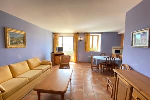 04B7 Beautiful T3 in the heart of lavender - pool