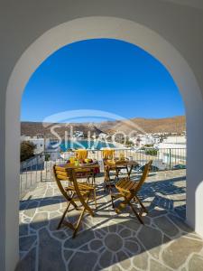 Sea View Family House - 3hvězdičkové hotely ve městě Chora Folegandros