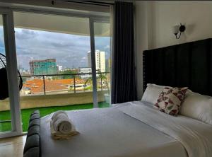 newly furnished two bedroom apartment with swimming pool, fully equipped gym, private parking space,children playground and unbeatable scenic city views