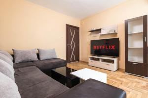 Downtown Аpartment with Free Parking