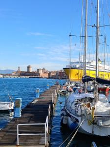 La Torretta Sul Porto - Parcheggio gratuito