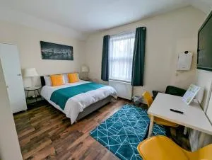 King En suite Room Close to Heathrow Airport - 豪士罗