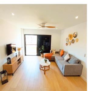 Cozy-Central Apartment4