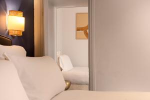 Hotels Hotel Le Nautilus : photos des chambres