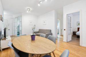 Plaza Espanya Apartment