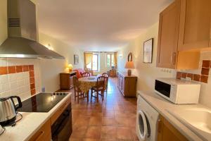 04B5 Beautiful studio in a mas provençal - pool