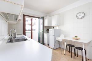 Home2Book Stylish Apt, near Los Cristianos Beach