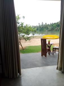 Crush River Villa Hikkaduwa