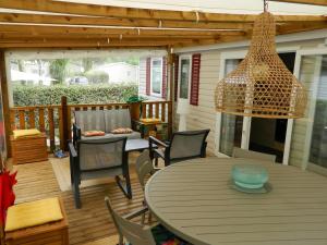 Campings Jolie mobilhome 331 : photos des chambres