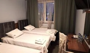 Motel Jaśminowy Dworek Człekówka 67 B - 加尔沃林