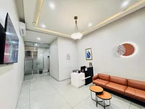 Ixoras Hotel Lemba - Riflart