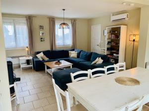 Maisons de vacances Maison village, 10 pers, proche de la plage : photos des chambres