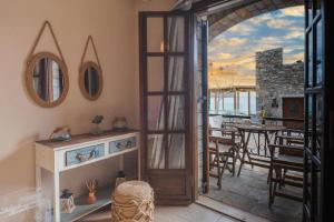 Plaka on the water Ground floor