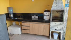 Casa Amarela na Praia de Guaibim-Taquari