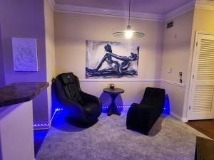 Valentines Is for Lovers - Stay Fri & Sat get Sunday Free! "Massages Available"