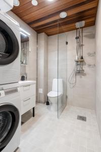 Luxurious 2BR Penthouse with Private Balcony