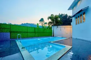 Cool Nest 5 BR Pool Villa Munnar by VOYE HOMES - Kūmudi