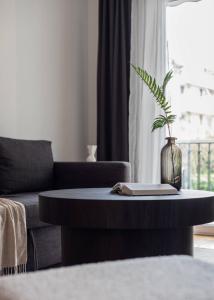 Charming & Comfy 2BD Apartment in Acropolis Area by UPSTREET