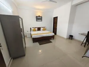 Hotel Dream Palace - Noida