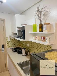 1 Bedroom with Balcony at QC