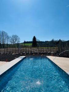 Maisons de vacances Le domaine d Isa piscine et Spa : photos des chambres