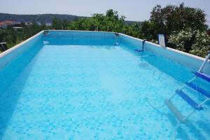 Serene Barbat Escape with Just Minutes from the Beach