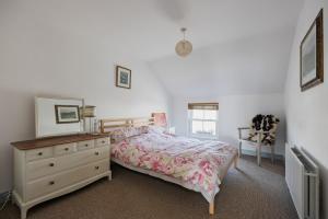 Large Stunning Sea View Coastal Townhouse