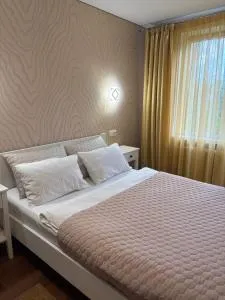 Двокімнатні апартаменти в парковій зоні,провулок Бульварний,12 ,два великих Смарт TV, преміум підписки YouTube та онлайн-кінотеатрів,ЗВІТНІ ДОКУМЕНТИ - Andreyevka