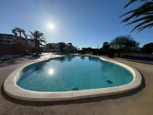 Mobile Home Cosy vue sur l'étang - 鲁西隆地区卡内